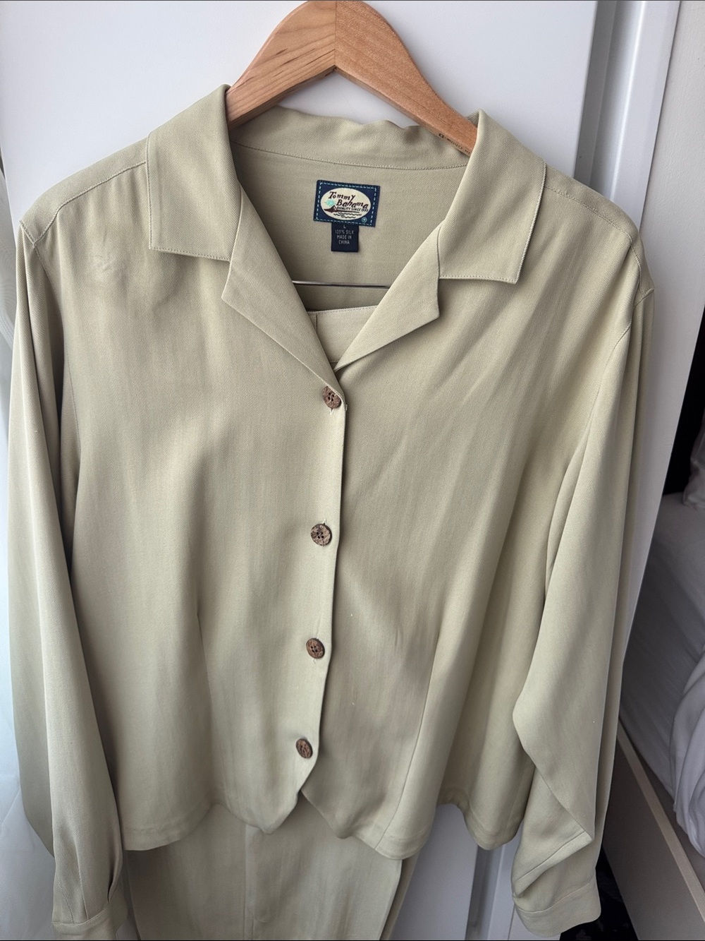 Tommy Bahama Women's Light Olive Khaki 100% Silk Suit